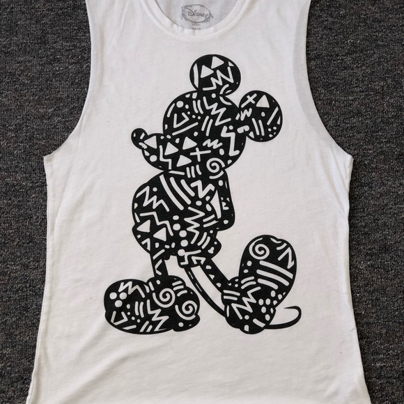 Tank bundle. Size Small - Picture 3 of 3